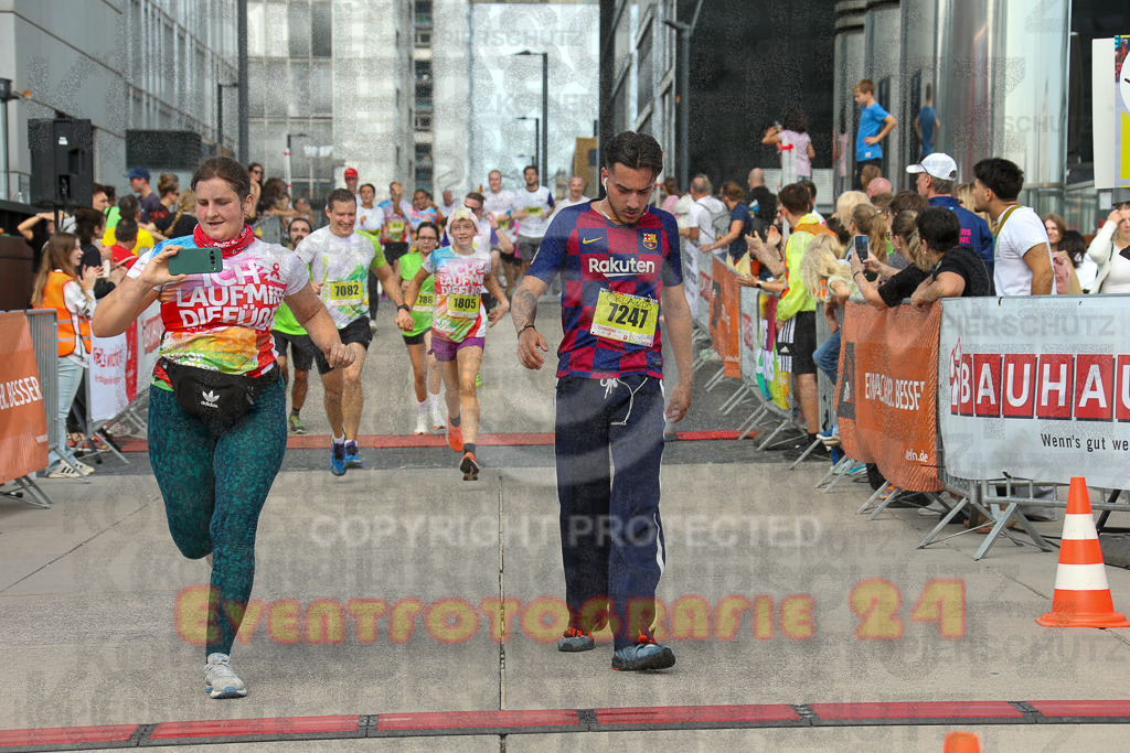 250920_1332_EX1_5382 | Sportfotografie im Rhein-Sieg Kreis, Köln, Bonn, NRW, Rheinland Pfalz, Hessen, etc. Unser Tätigkeitsfeld umfasst den Laufsport vom Volkslauf über den Marathon, Duathlon, Triathon bis zum Ultralauf wie Kölnpfad Ultra oder Schindertrail.