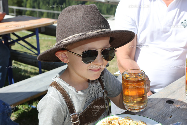 Almkirchtag auf der Hochrindl | Bildershop von pixelworld.at - Realisiert mit Pictrs.com