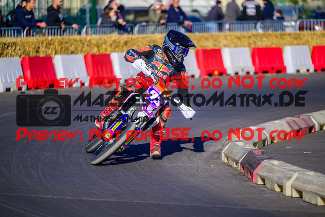 MaZZes_Fotomatrix_20241005_6021986_2752 | JUNIOR