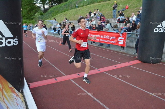 19-26-22_ | Meisterchip Fotoshop - Realisiert mit Pictrs.com