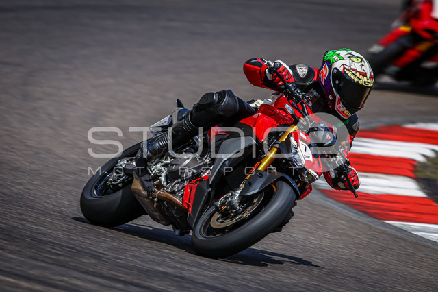 0007-250723NR-010_7 | Deine Full-Service-Agentur für ✔️Videoproduktionen und ✔️Motorsportfotografie Jetzt Angebot anfragen!