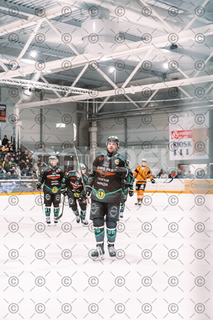 Alligators_vs_Fuessen_21_11_2025-032 | Höchstadt Alligators Fotogalerie: Eishockey-Action aus Franken. Professionelle Spielfotos, Portraits & Stadionbilder zum Download. Jetzt entdecken! - Realisiert mit Pictrs.com