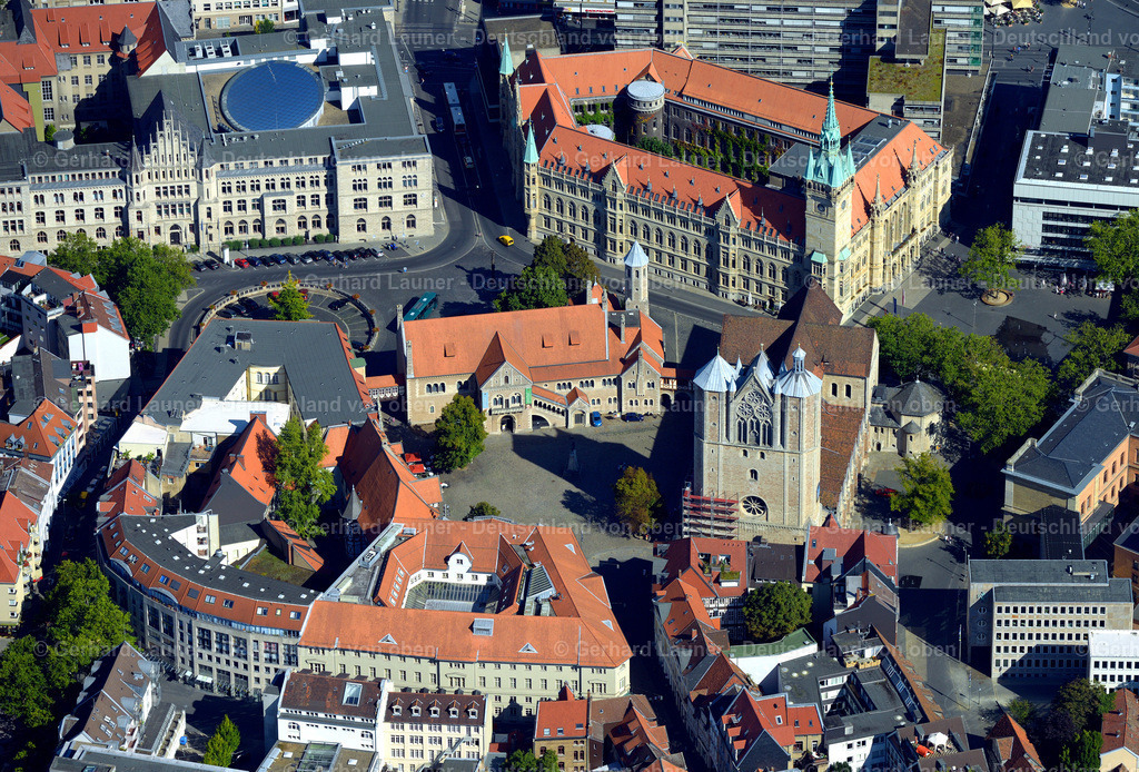 3292916 | Online-Shop für Luftbilder aus Deutschland. Seit über 45 Jahren baut Gerhard Launer das Luftbildarchiv mit unterschiedlichsten Themen stetig weiter aus.