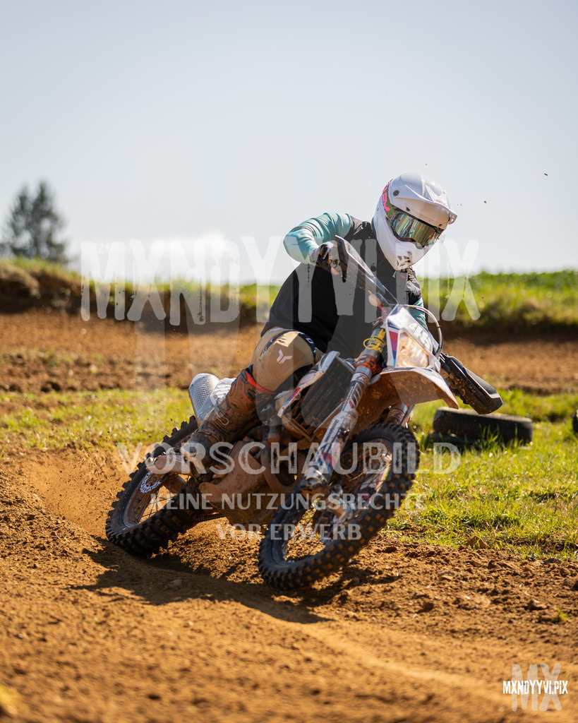 866A3276 | mxndyyvipix