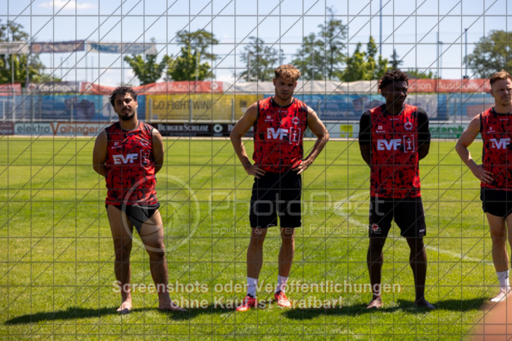 20250629_124238_2319 | #,1.Göppinger SV, Fussball, Oberliga BW - Trainingsauftakt, Saison 2025/2026, Rasensportplatz Stadion SV Göppingen, Hohenstaufenstr. 116, 73033 Göppingen, 29.06.2025 - 10:30 Uhr,Foto: PhotoPeet-Sportfotografie/Peter Harich