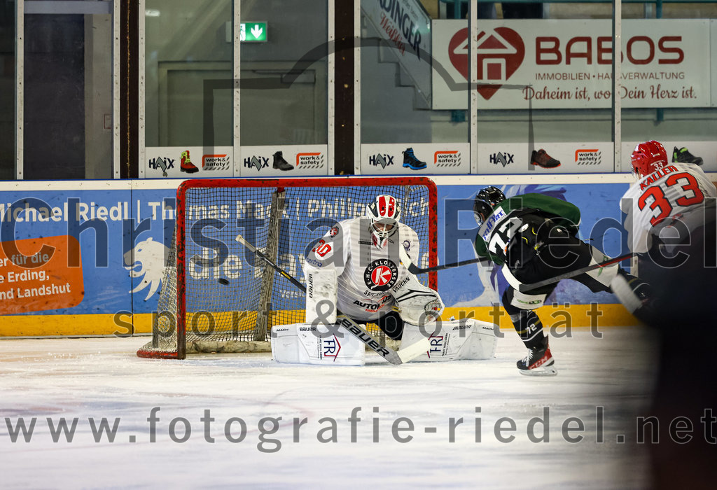 2022-09-25_034_TSV_Erding_gegen_EHC_Klostersee | Erding, Deutschland, 25.09.2022:
Eishockey, Bayernliga 2022 / 2023, Testspiel, TSV Erding gegen EHC Klostersee, Endergebnis: 8:2

Foto: Christian Riedel / fotografie-riedel.net