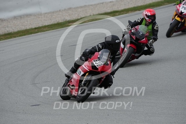 2024_10_25_PBK_32561 | Sportfotografie; SlowMotion; Video; Rennstrecke; Hafeneger; Speer; Racing; RSE; BMW; CBO; Trackday; Motorsportarena; Hockenheimring; Brno; Most; Barcelona; Valencia