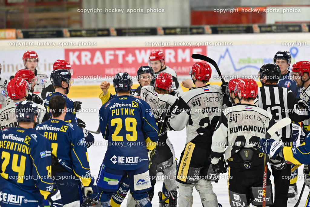 EK Zeller Eisbären vs. HDD Jesenice 1.10.2022 | #11 Ban Daniel, BERGANT Anze, KANYO Tamas, Referees, #47 Glavic Gasper, Faustkampf, #40 Blomberg Niki, #91 Jezovsek Zan, #26 Rep Ozbej, #9 Rajsar Patrik, #44 Planko David, #5 Laurin Müller