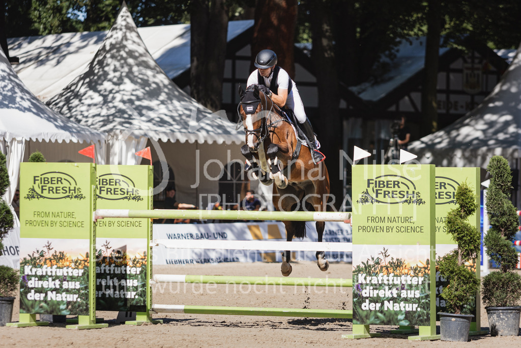 230908_OWLCh_MediumTour-141 | Deine schönsten Turniermomente als professionelle Fotos! Entdecke hochwertige Pferdesport-Fotografie im Online-Shop. Jetzt Fotos finden & bestellen!