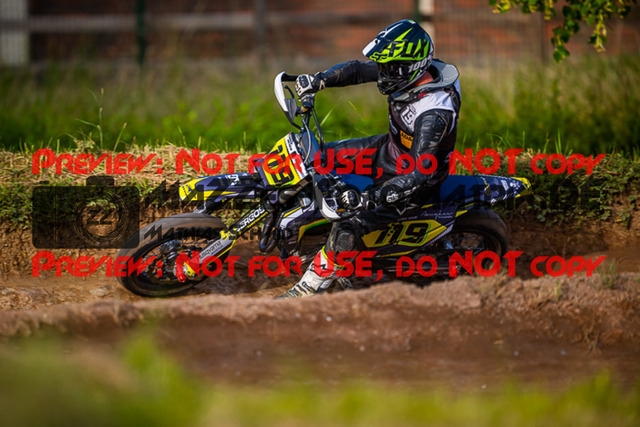 MaZZes_FotoMatrix_220618_9380 | S4