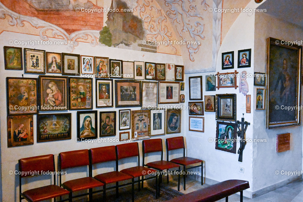 Pöstlingberg_ Pöstlingbergkirche_ Wallfahrtsbasilika_ Wahrzeichen_ Linz_ 03.04.2023-13 | 03.04.2023, Pöstlingberg, AUT, Pöstlingberg, Pöstlingbergkirche, Wallfahrtsbasilika, Wahrzeichen, Linz, im Bild Kapelle