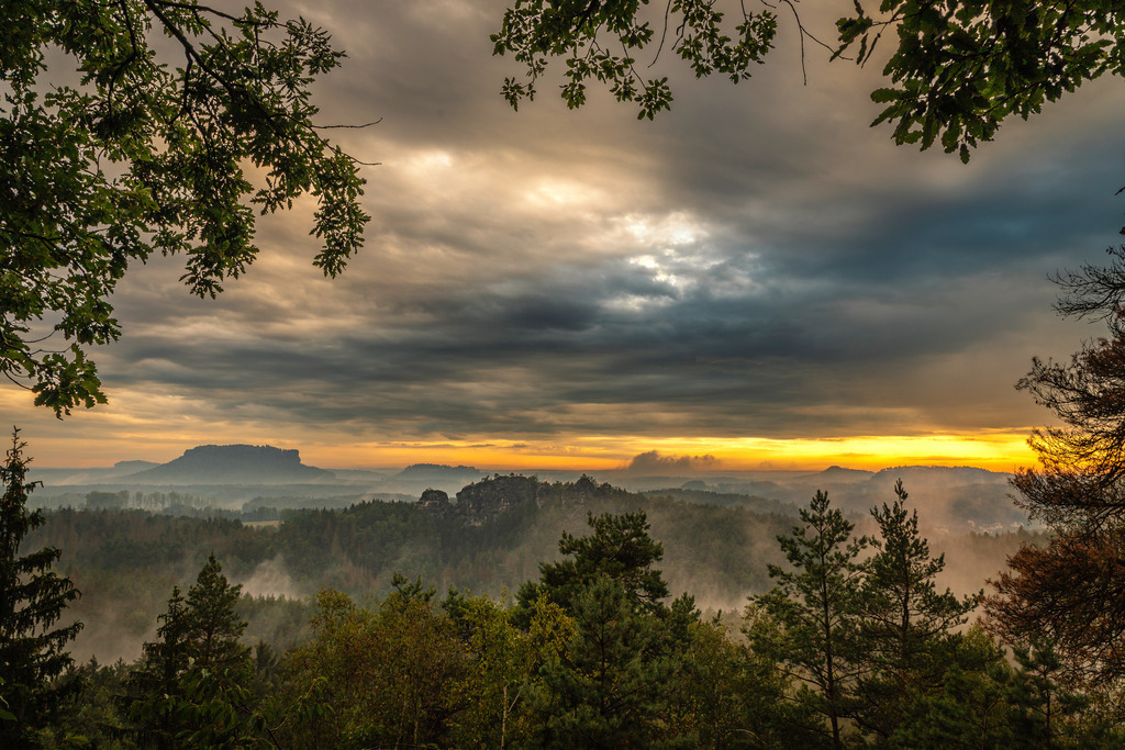 Sonnenuntergang in der Sächsischen Schweiz | fotografie-bernd-pfalzgraf - Realisiert mit Pictrs.com
