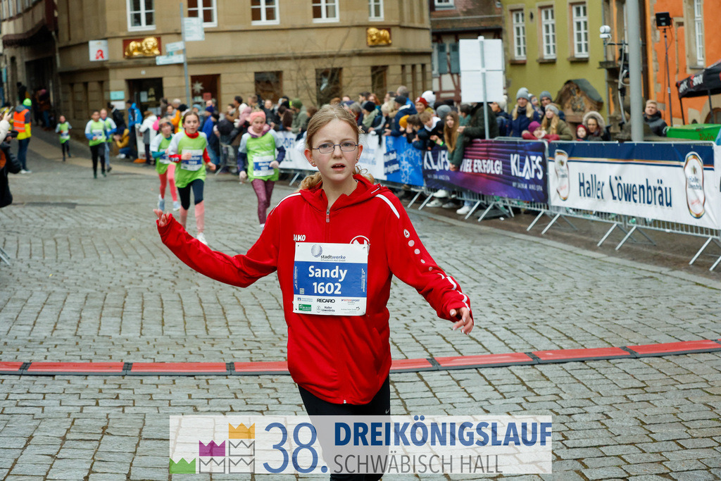 1700m Stadtwerke Jugendlauf | 3 Koenigslauf 2024 1700m Stadtwerke Jugendlauf - Realisiert mit Pictrs.com