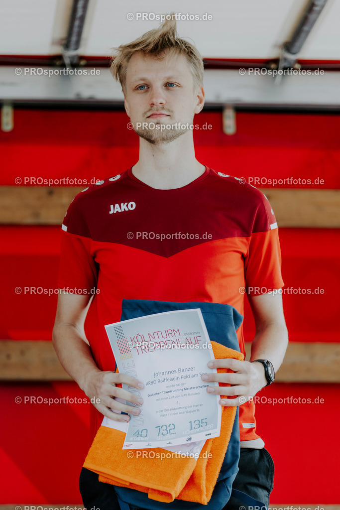 240825_Treppenlauf-301 | Professionelle Fotos Ihrer Laufsportveranstaltung.