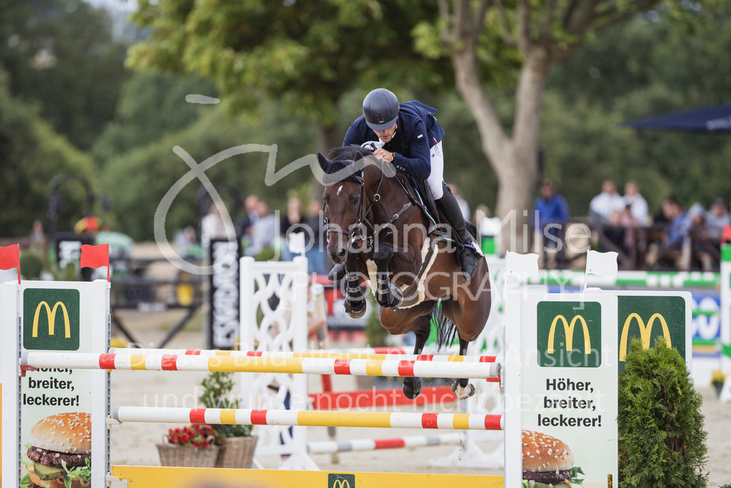 230730_BHO_GrosserPreis-536 | Deine schönsten Turniermomente als professionelle Fotos! Entdecke hochwertige Pferdesport-Fotografie im Online-Shop. Jetzt Fotos finden & bestellen!
