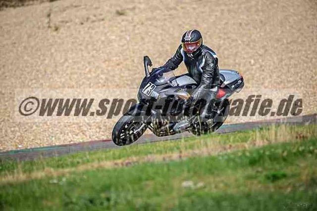 pubi1271 | Professionelle Fotos von Sportveranstaltungen, aber auch Hochzeiten und anderen Events. - Realisiert mit Pictrs.com