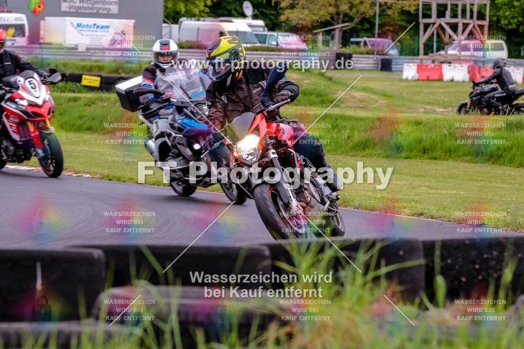 MotoTeamVBK-20484 | Hier findet Ihr Bilder von Touristenfahrten auf der Nürburgring Nordschleife oder von anderen Veranstaltungen die ich besucht habe. Viel Spass beim Durch Schauen 