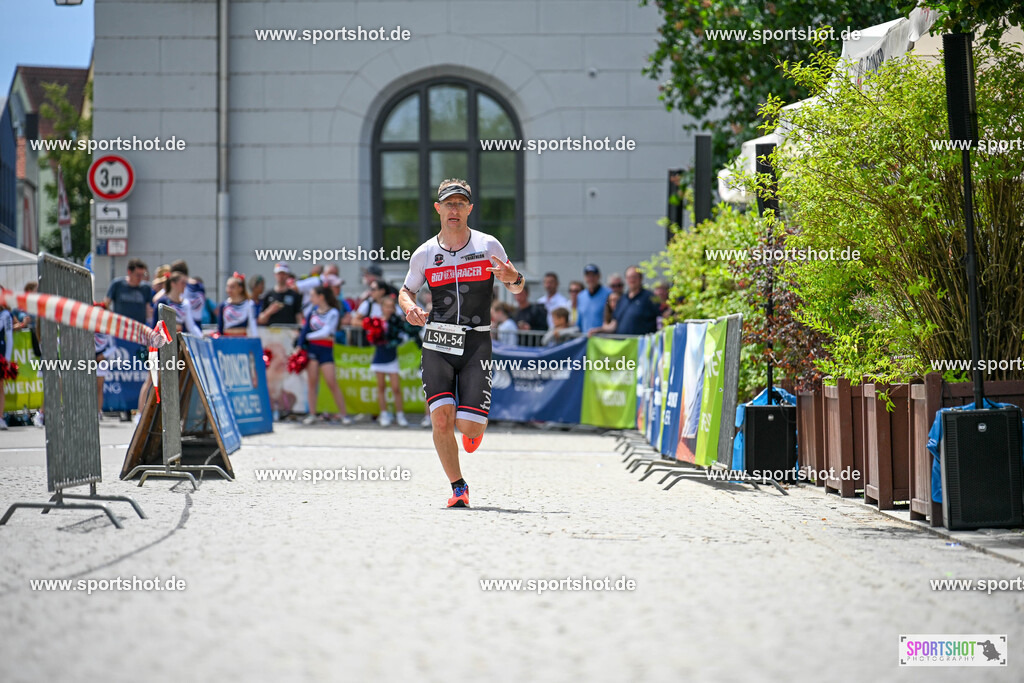 SZI_6553 | Stadttriathlon Erding 2025. #yourpictrs #sportshot_your_pictrs @Sportshotphotography #stadttriathlonerding Copyright: www.sportshot.de