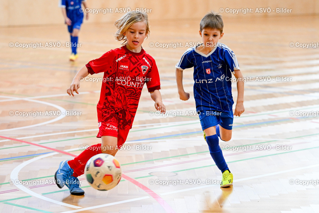 ASVÖ_ Fussballturnier SV Gallneukirchen_ 09.02.2025-144 | 09.02.2025, Gallneukirchen, AUT, ASVÖ, Fussball Nachwuchs Hallenturnier 2025, SV Gallneukirchen im Bild Teilnehmer U 9©Harald Dostal / fodo.media - Realisiert mit Pictrs.com