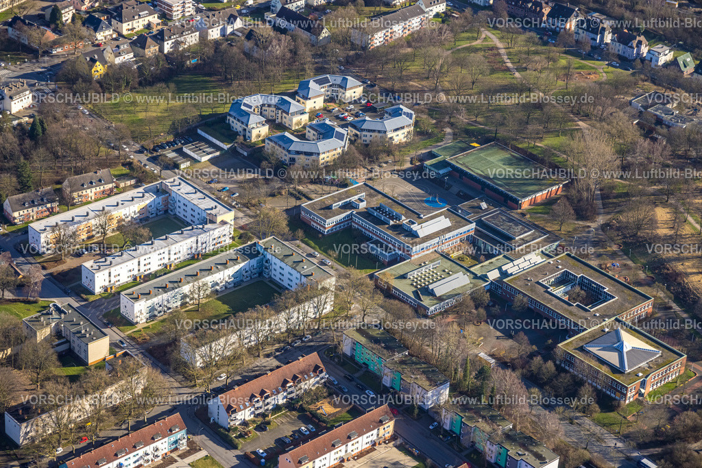 Dortmund240102185 | Luftbild, halbrunde Wohnhäuser Varziner Straße, Gustav-Heinemann-Gesamtschule, Wohngebiet Burgheisterkamp, Verkehrssituation, Huckarde, Dortmund, Ruhrgebiet, Nordrhein-Westfalen, Deutschland