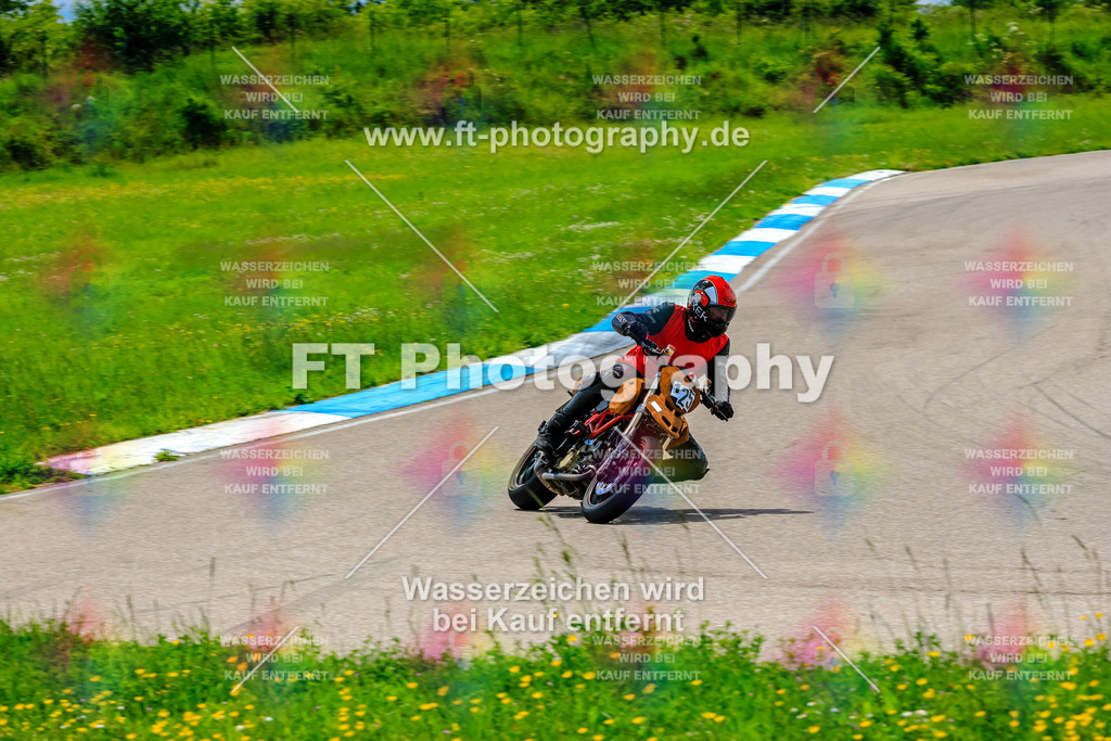 MotoTeam-9995 | Hier findet Ihr Bilder von Touristenfahrten auf der Nürburgring Nordschleife oder von anderen Veranstaltungen die ich besucht habe. Viel Spass beim Durch Schauen 