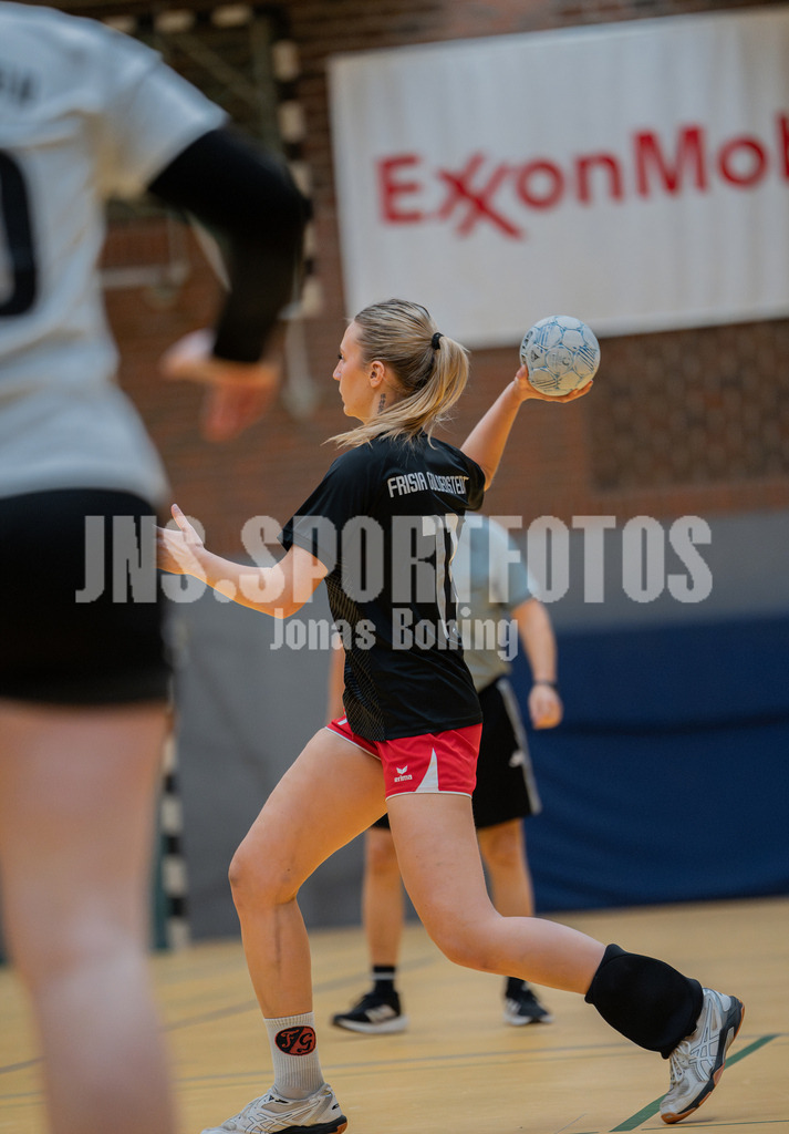 Handball I Frauen I Saison 2025-2026 I Landesliga HR West I 10. Spieltag I TuS Frisia Goldenstedt - SV Falke Steinfeld I 250 | jns.sportfotos - Realisiert mit Pictrs.com