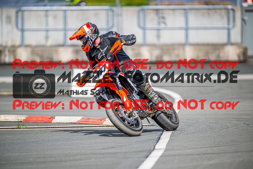 MaZZes_FotoMatrix_230506_2697 | S4