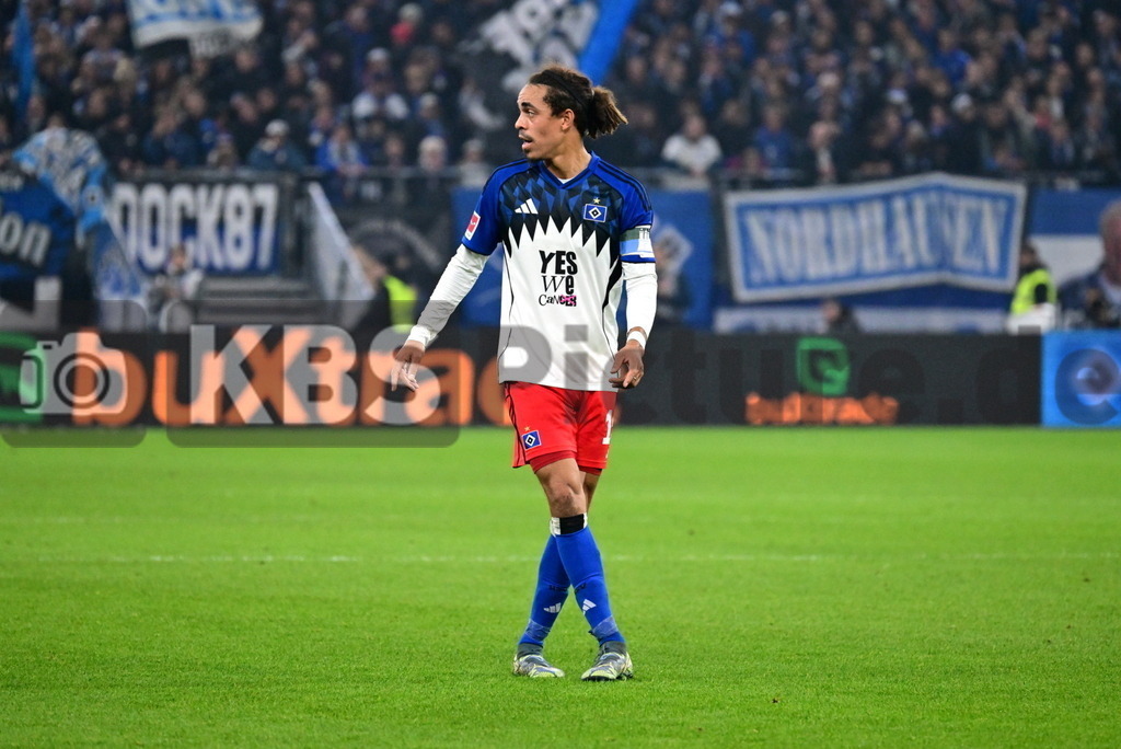 KBS Picture_HSV-Dortmund_055 | Poulsen Yussuf (HSV) ,Sportplatz :  Volksparkstadion, - Realisiert mit Pictrs.com