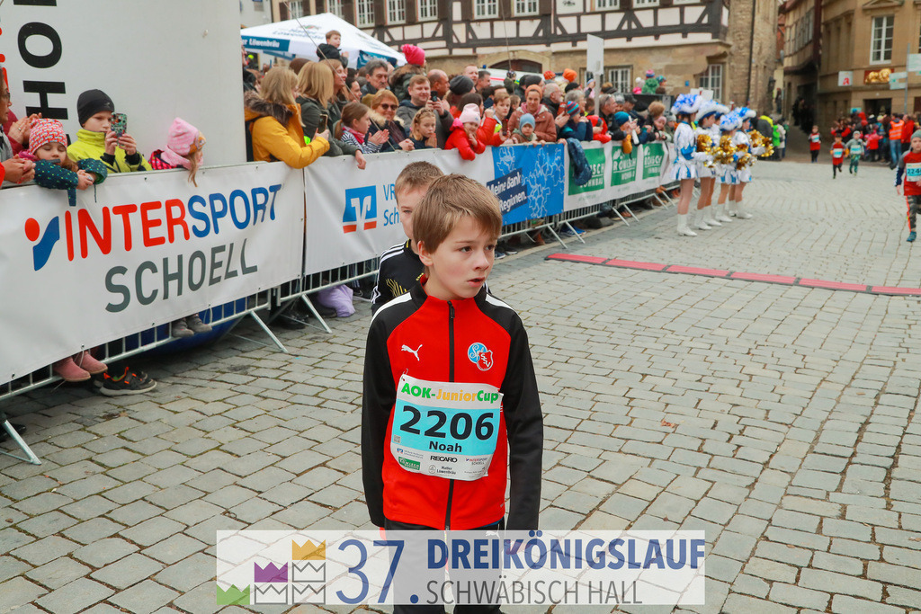 AOK JuniorCup 400m | 3Koenigslauf 2023 - Realisiert mit Pictrs.com