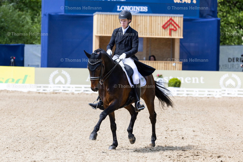 TH_602-APPELHOFF Frederik (GER)_ DJ Deinstedt_8044 | Deutsches Spring- und Dressur-Derby 2023 am 19.05.23 in Hamburg, Derby Platz Klein Flottbek, Thomas Hellmann, _Y7A6139