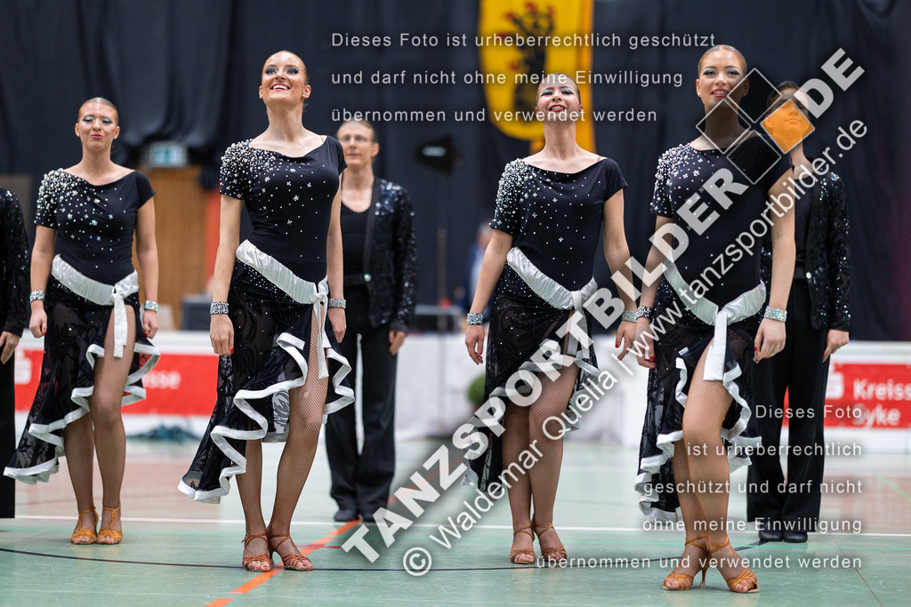 20230325-10566 | Hier finden Sie Tanz Bilder vom Latein und Standard Formationen tanzen. Sportbilder vom Tanzsport. Schöne Fotos und von Weltmeisterschaft, Europameisterschaft, Bundesliga, Regionalliga, Oberliga und Landesliga sowie von GOC Stuttgart, DanceComp, WM Bremen