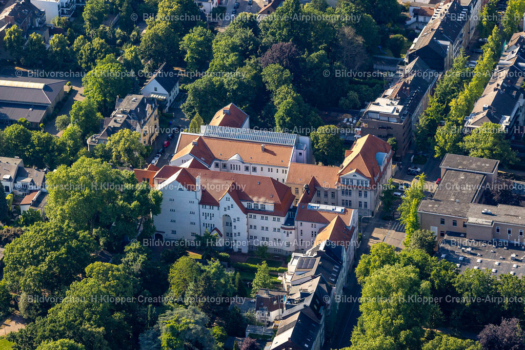 Luftbild Mönchengladbach-3761 | Luftbildfotografie und Luftbild Mönchengladbach Gebäudekomplex des Weiterbildungs- und Bildungszentrums in Mönchengladbach im Bundesland Nordrhein-Westfalen, Deutschland - Realisiert mit Pictrs.com