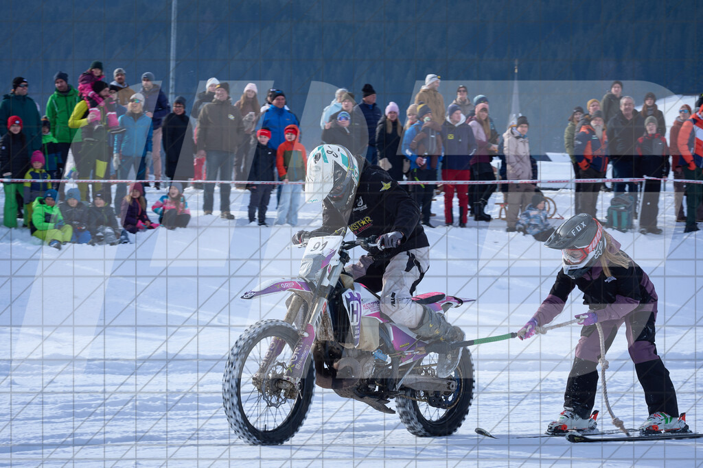 11. Holzknecht Skijöring | Skijöring am 24.01.2026: 11. Holzknecht Skijöring in Gosau am Dachstein, Oberösterreich, ÖsterreichFoto: © 2026 Martin Bihounek | mb-creative.eu