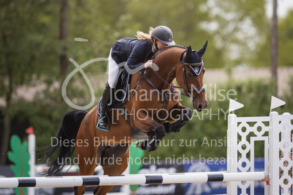 230516_Mühlen_05SprPf-L-536 | Deine schönsten Turniermomente als professionelle Fotos! Entdecke hochwertige Pferdesport-Fotografie im Online-Shop. Jetzt Fotos finden & bestellen!
