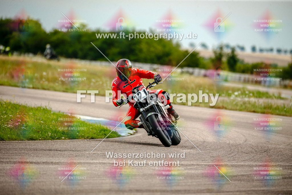 Chambley Juli-2392 | Hier findet Ihr Bilder von Touristenfahrten auf der Nürburgring Nordschleife oder von anderen Veranstaltungen die ich besucht habe. Viel Spass beim Durch Schauen 