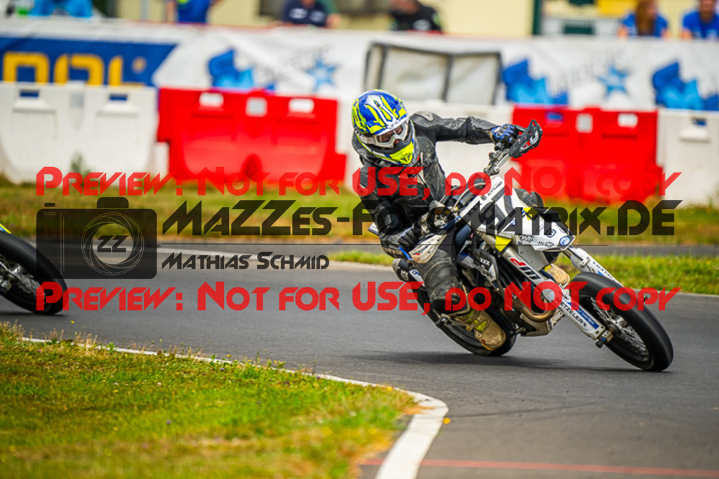 MaZZes_FotoMatrix_230702_0816 | S4