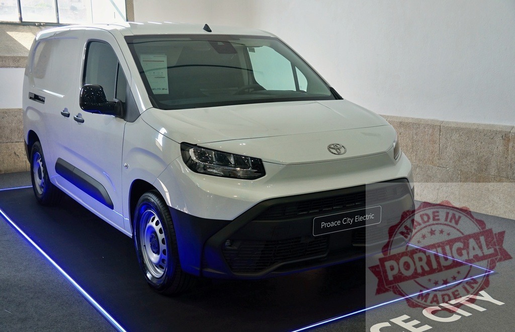 Toyota Proace City Electric white panel van showcasing logistics | Toyota Proace City Electric delivery van on display, representing commercial fleet and sustainable transport - Realized with Pictrs.com