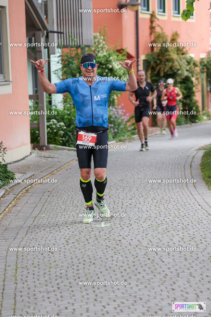 KSZ_8886 | Stadttriathlon Erding 2025. #yourpictrs #sportshot_your_pictrs @Sportshotphotography #stadttriathlonerding Copyright: www.sportshot.de