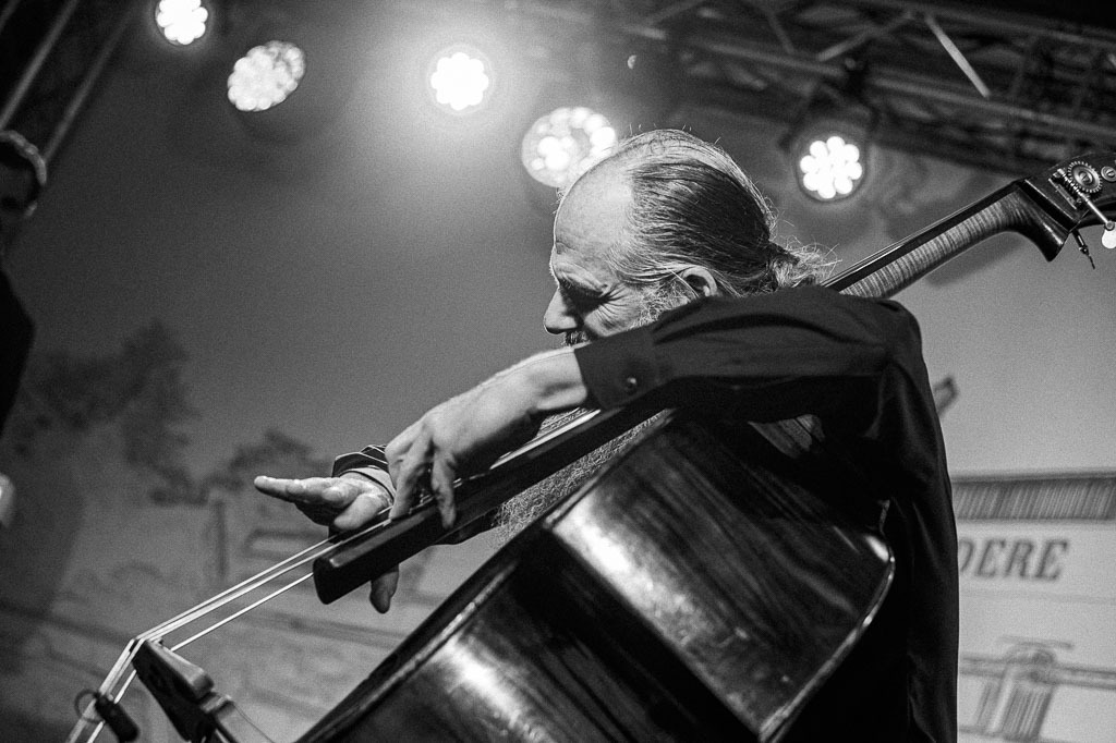 Maria Markesini Konzert | Maria Markesini meets Klazz Brothers im Forte Belvedere Leisnig zum Festival Hallo Leisnig 2022. - Realisiert mit Pictrs.com