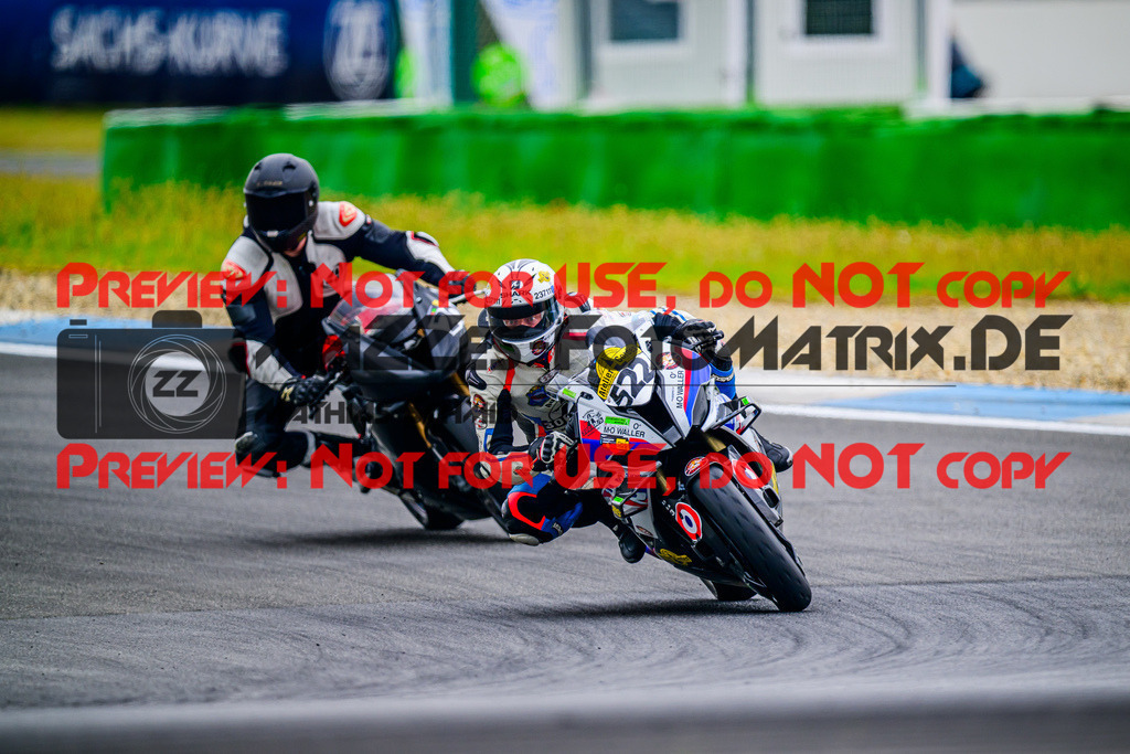 MaZZes_FotoMatrix_240614_6007705_7700 | GELB