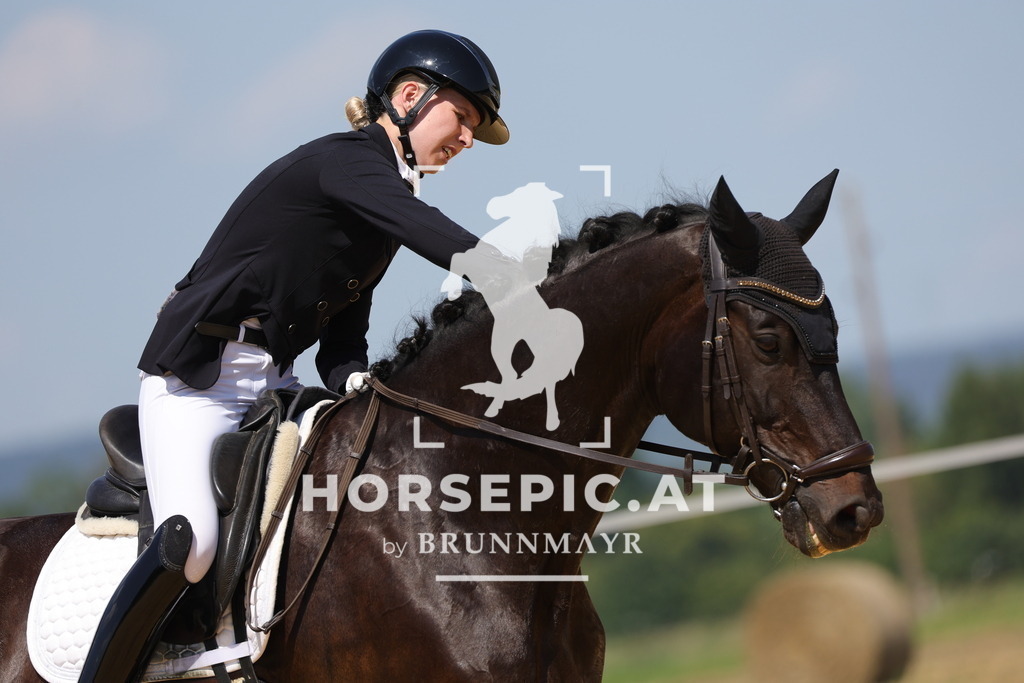 0P6A7261 | Willkommen bei Brunnmayr - Design & Fotografie – Ihrem Spezialisten für Reitturniere und Pferdeveranstaltungen in Oberösterreich, Salzburg und Bayern! Seit über 17 Jahren sind wir leidenschaftlich dabei.