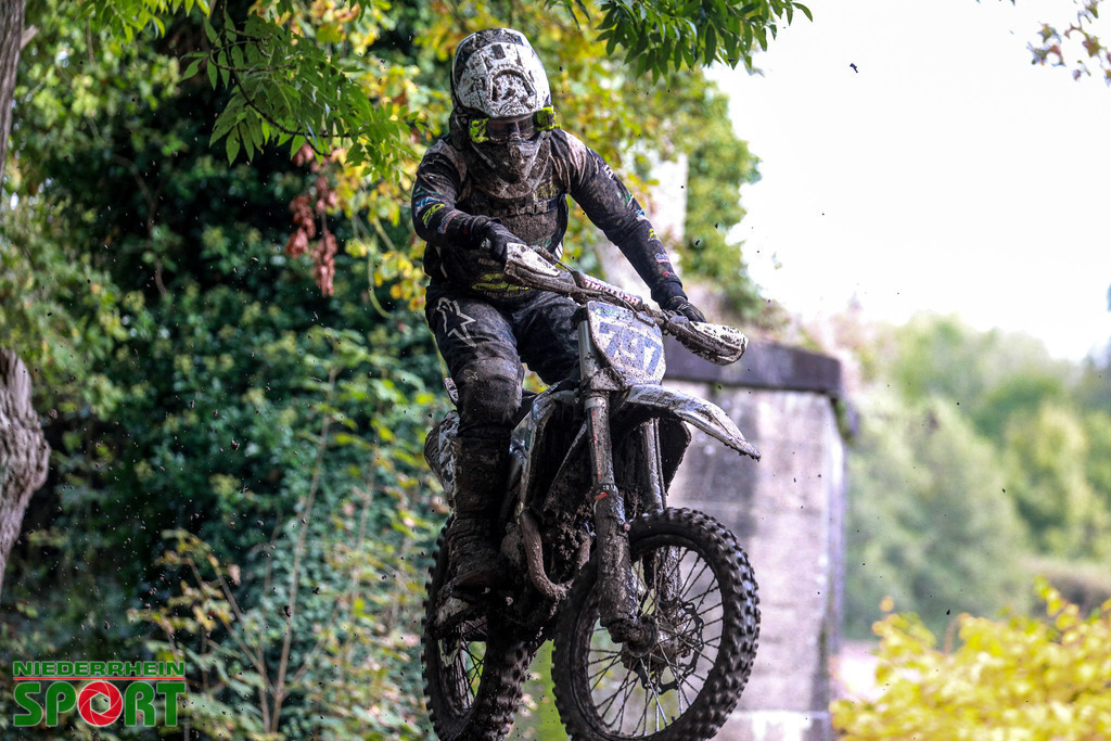 OpenTrack2024_Samstag_254 | Bildergalerie von Sport-Ereignissen aber auch von weiteren spannenden Dingen - nicht nur vom Niederrhein. In Anlehnung an den bekannten Spruch von Hanns Dieter Hüsch heißt das Motto: "Niederrhein ist überall".  - Realisiert mit Pictrs.com