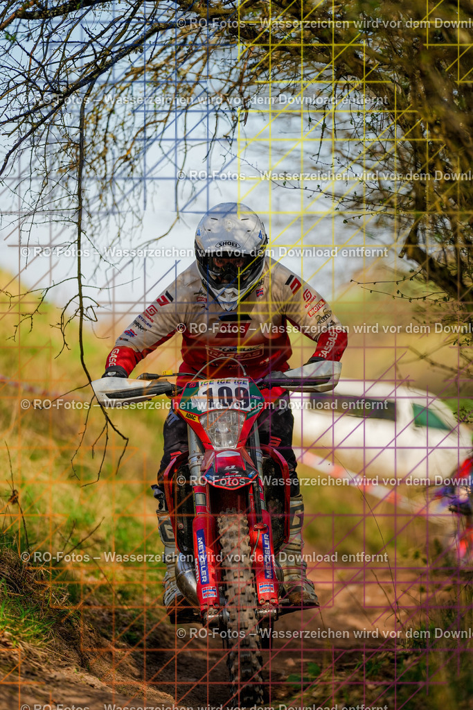 3 Lauf Mernes-1461 | Sportfotografie von RO-Fotos: Motorsport, Motocross, Enduro, Laufveranstaltungen und Triathlon. Professionelle Fotos von Sportlern und Events. - Realisiert mit Pictrs.com