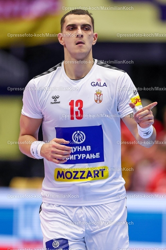EHF15012601108 | 15.01.2026, Handball, Men's EHF EURO 2026, Spanien - Serbien, Jyske Bank Boxen in Herning, Dänemark, Preliminary Round:  Uros Borzas (Serbien #13) jubelnd
