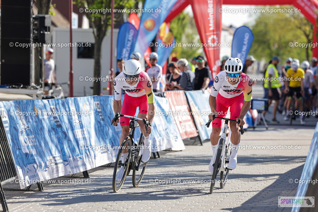 259_VJ__5856 | Neusiedlersee Radmarathon 2026@sportshot_your_pictrs #yourpictures#roadtowm2029 #nrm #neusiedlerseeradmarathon #neusiedlersee #neusiedlerseetourismus #burgenland #mörbisch #nrm26 #burgenlandtourismus #voglundco #poweredbyburgenlandtourismus #radsport #rad #marathon #ucigranfondo #visitburgenland #ucigranfondoworldseries