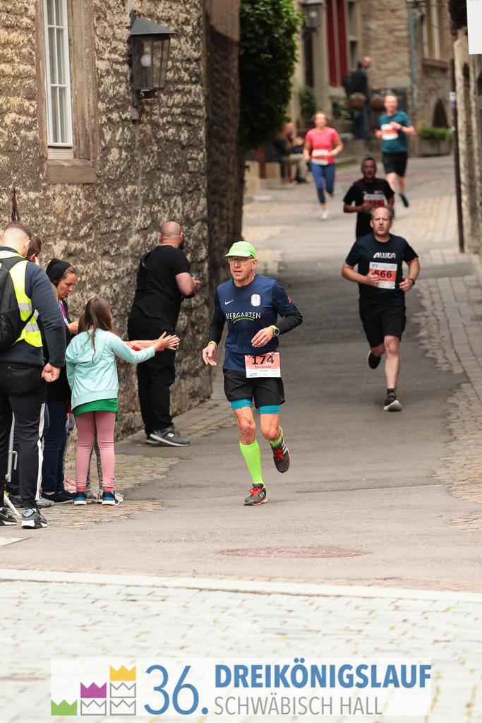 VR Bank Hauptlauf 10km | 3königslauf 2022 VR Bank Hauptlauf - Realisiert mit Pictrs.com