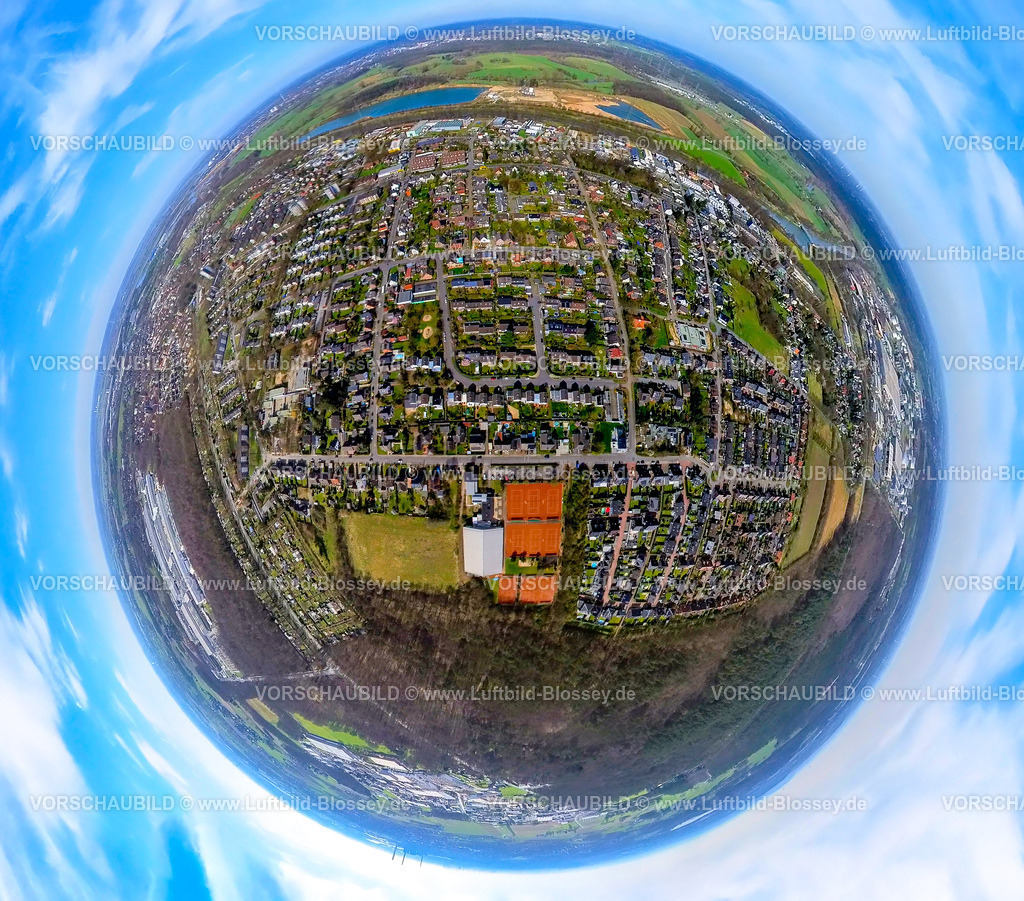 Voerde240390036Friedrichsfeld-Ost | Luftbild, Wohngebiet Friedrichsfeld Ost Lippestraße, Tennisplätze Sportvereinigung 08/29 Friedrichsfeld und Wiesenfläche an der Heidestraße, oben der Lipperandsee, Erdkugel, Fisheye Aufnahme, Fischaugen Aufnahme, 360 Grad Aufnahme, tiny world, little planet, fisheye Bild, Friedrichsfeld, Voerde, Niederrhein, Nordrhein-Westfalen, Deutschland