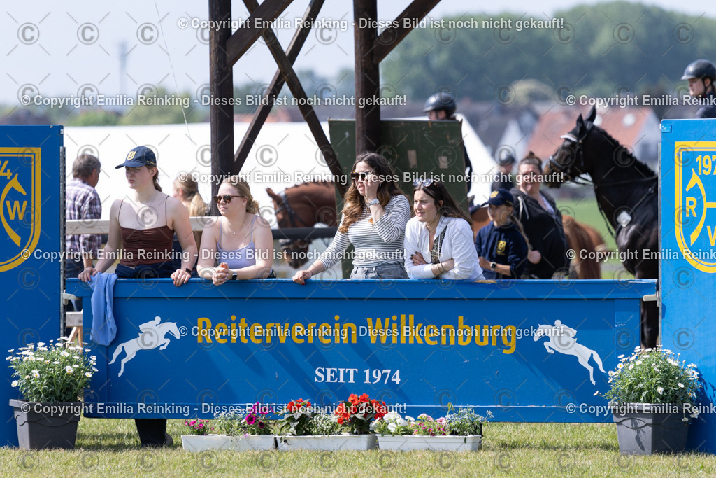 CL5A1900 | Emilia Reinking Fotografie - Realisiert mit Pictrs.com