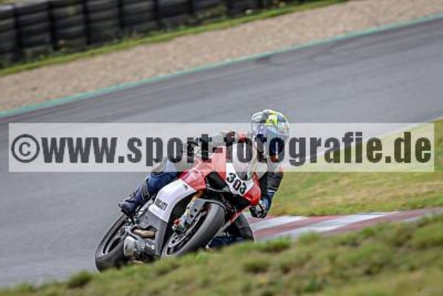 spof2252 | Professionelle Fotos von Sportveranstaltungen, aber auch Hochzeiten und anderen Events. - Realisiert mit Pictrs.com