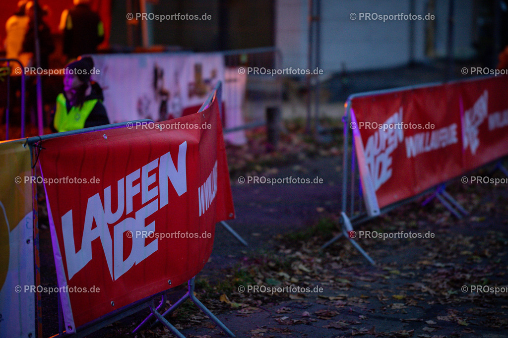 Martinslauf Sindorf 2023 in Kerpen-Sindorf, 09.11.2023 | Impressionen vom Martinslauf Sindorf 2023 am 09.11.2023 in Kerpen-Sindorf (Nordrhein-Westfalen).